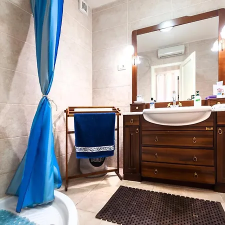 Ra Villa